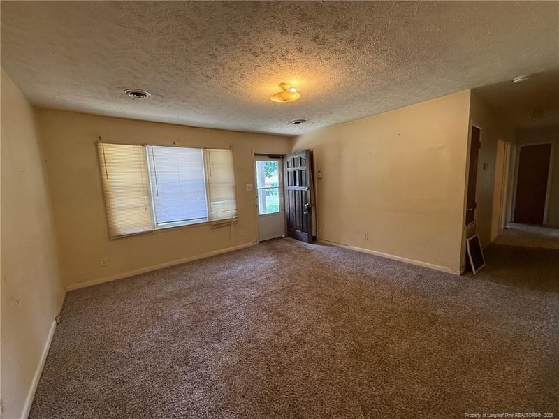 967 Sanchez Dr, Fayetteville, NC 28314