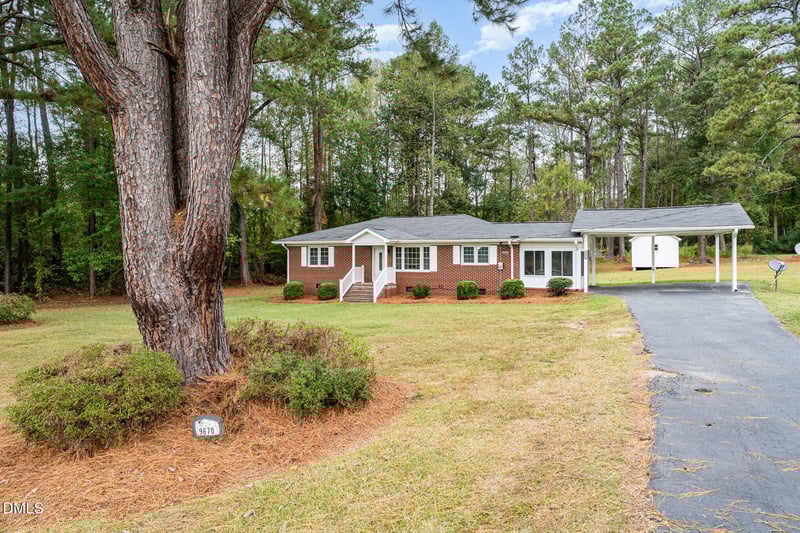 9670 Valley Rd, Middlesex, NC 27557