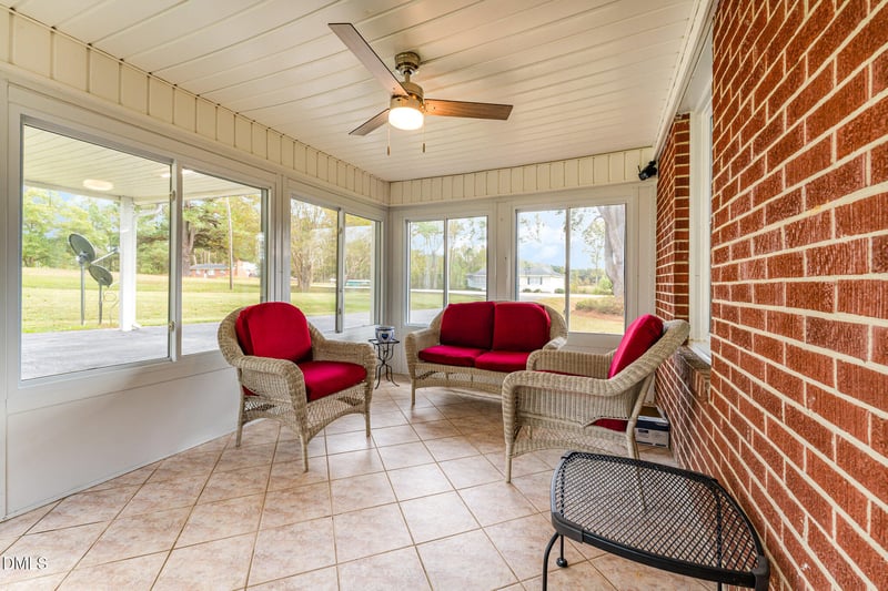 9670 Valley Rd, Middlesex, NC 27557