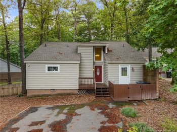 968 Bay Dr, Sanford, NC 27332