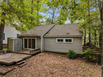 968 Bay Dr, Sanford, NC 27332