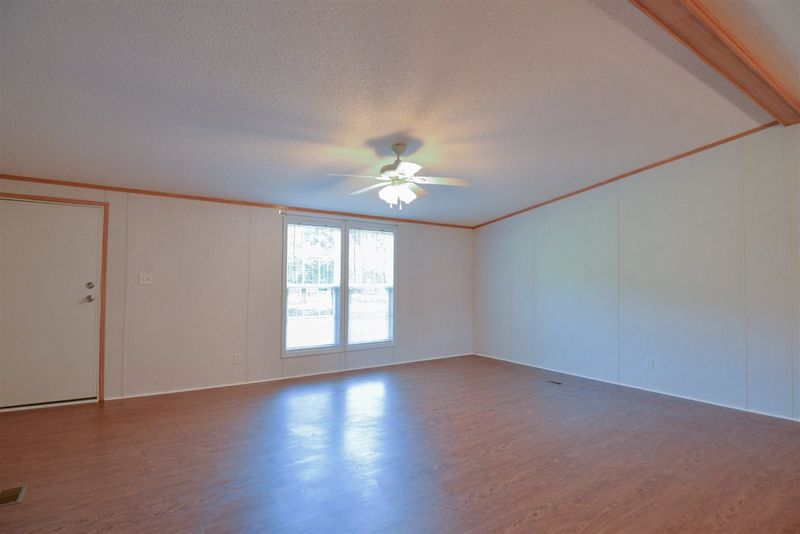 969 Thompson Rd, Four Oaks, NC 27524