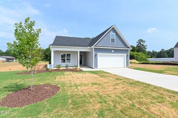 97 Boston River Dr, Dunn, NC 28334