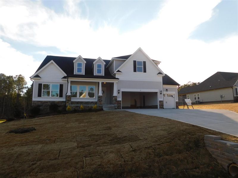 97 Elvenia Cir, Benson, NC 27504