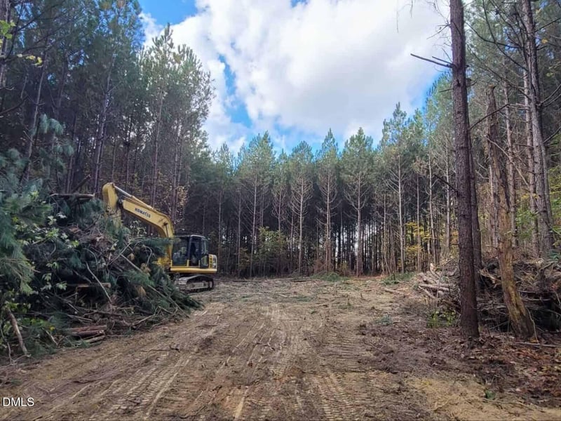 97 Fox Oak Trl, Pittsboro, NC 27312