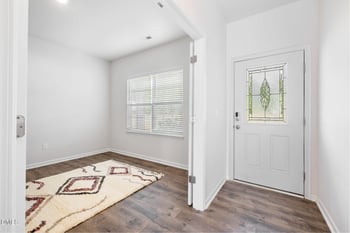 97 Long Meadow Ln, Fuquay Varina, NC 27526