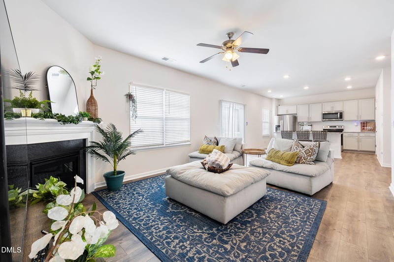 97 Long Meadow Ln, Fuquay Varina, NC 27526