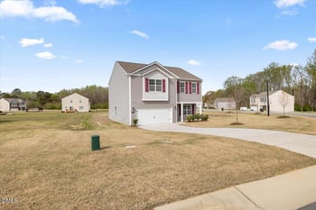 97 Long Meadow Ln, Fuquay Varina, NC 27526