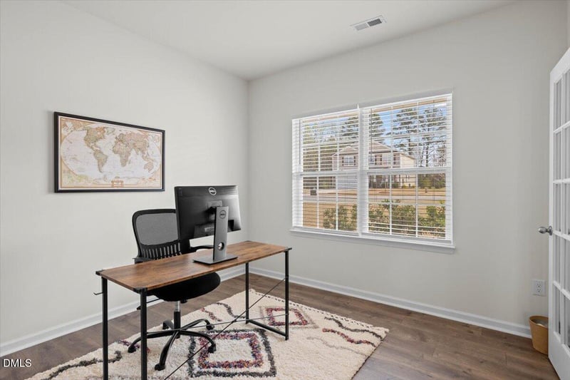 97 Long Meadow Ln, Fuquay Varina, NC 27526