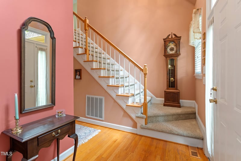 97 Perry Creek Dr, Chapel Hill, NC 27514