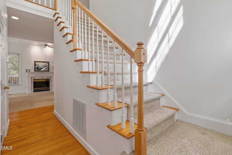 97 Perry Creek Dr, Chapel Hill, NC 27514