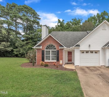 97 Rollingwood Dr, Dunn, NC 28334