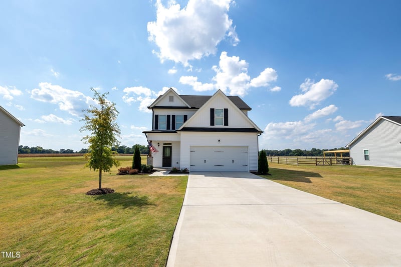 97 Sawyer Mill Dr, Dunn, NC 28334