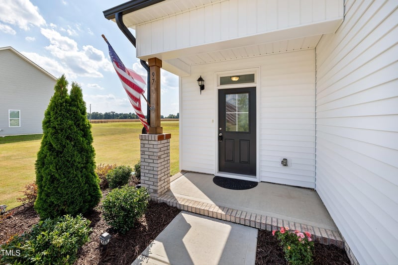 97 Sawyer Mill Dr, Dunn, NC 28334