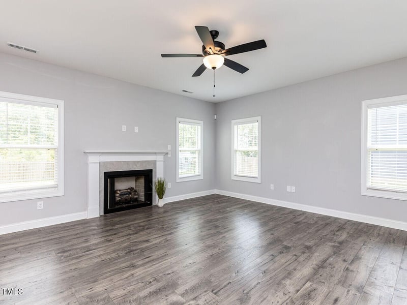 97 Shadybrook Dr, Benson, NC 27504