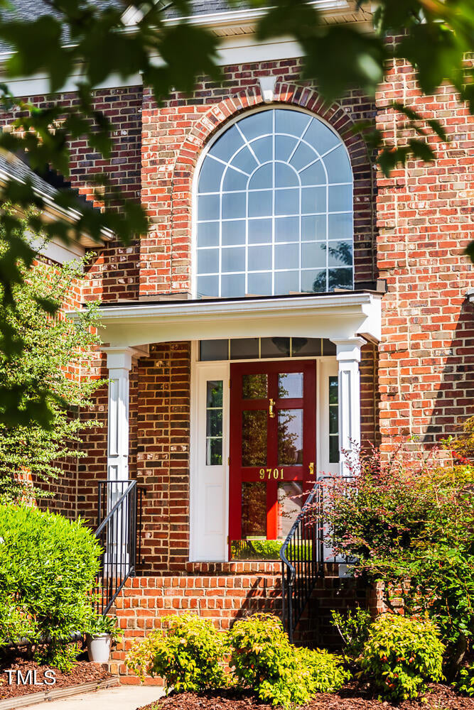 9701 Heathermill Ln, Raleigh, NC 27617