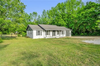 9701 Rockfish Rd, Fayetteville, NC 28376