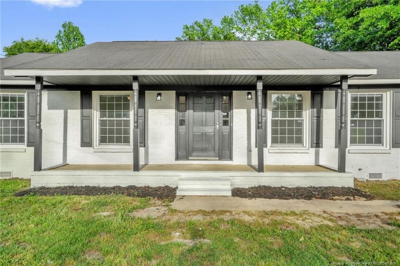 9701 Rockfish Rd, Fayetteville, NC 28376