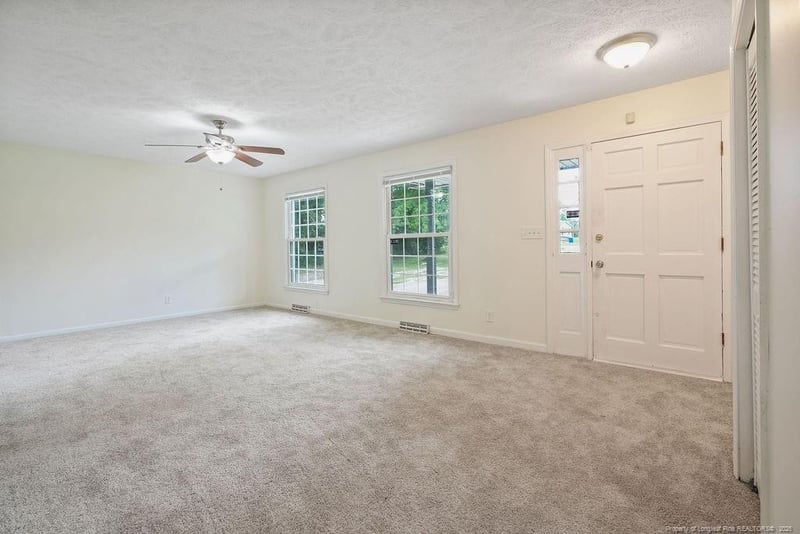 9701 Rockfish Rd, Fayetteville, NC 28376