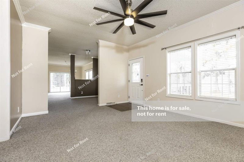 9702 Dukes Lake Rd, Zebulon, NC 27597