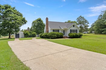 9704 Weathering Ct, Zebulon, NC 27597