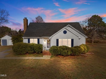 9704 Weathering Ct, Zebulon, NC 27597