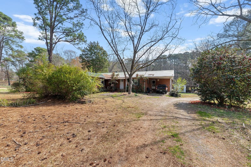 9705 Lake Wheeler Rd, Fuquay Varina, NC 27526