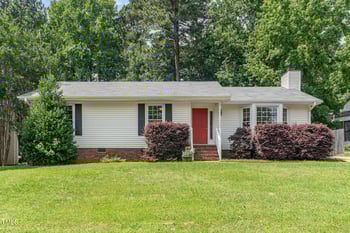 9709 Batesville Dr, Raleigh, NC 27617