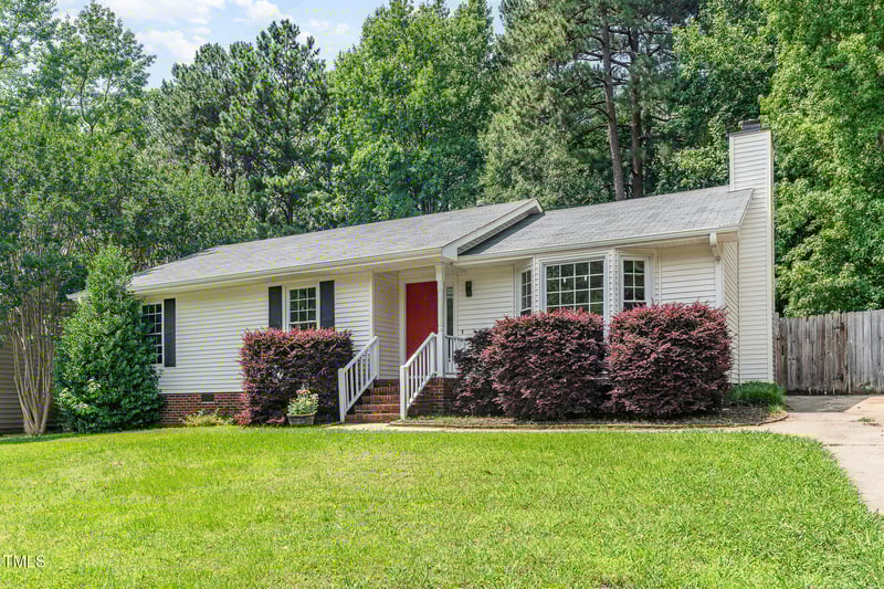 9709 Batesville Dr, Raleigh, NC 27617