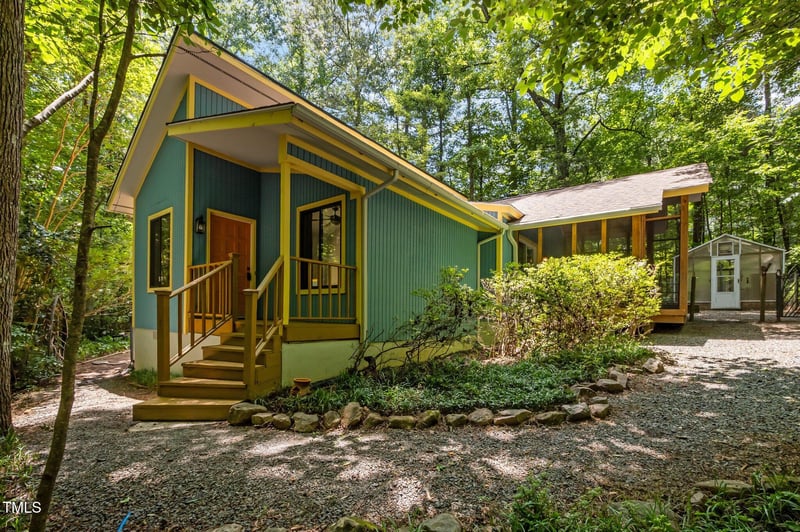 9709 Greenfield Rd, Chapel Hill, NC 27516