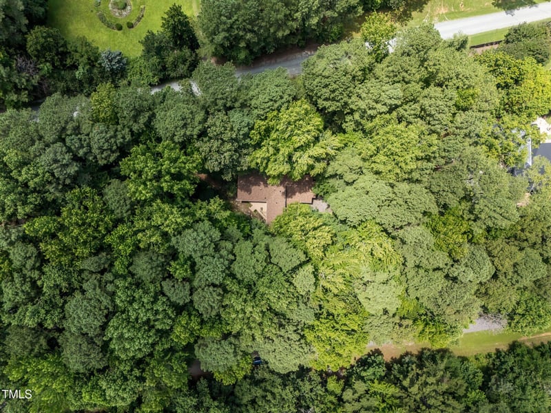 9709 Greenfield Rd, Chapel Hill, NC 27516