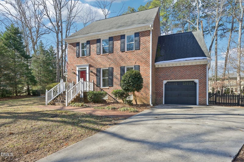 9712 Astor Ct, Cary, NC 27518