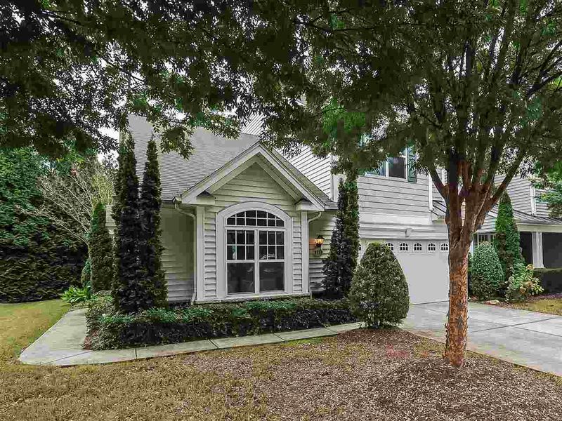 9712 Renfield Dr, Raleigh, NC 27617