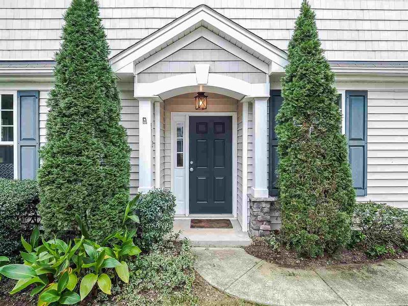 9712 Renfield Dr, Raleigh, NC 27617