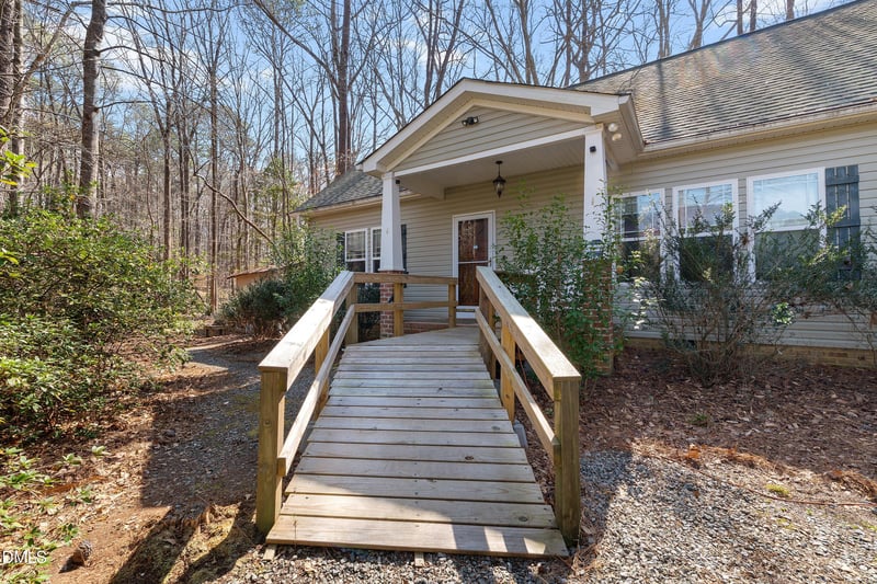 9713 Lake Wheeler Rd, Fuquay Varina, NC 27526