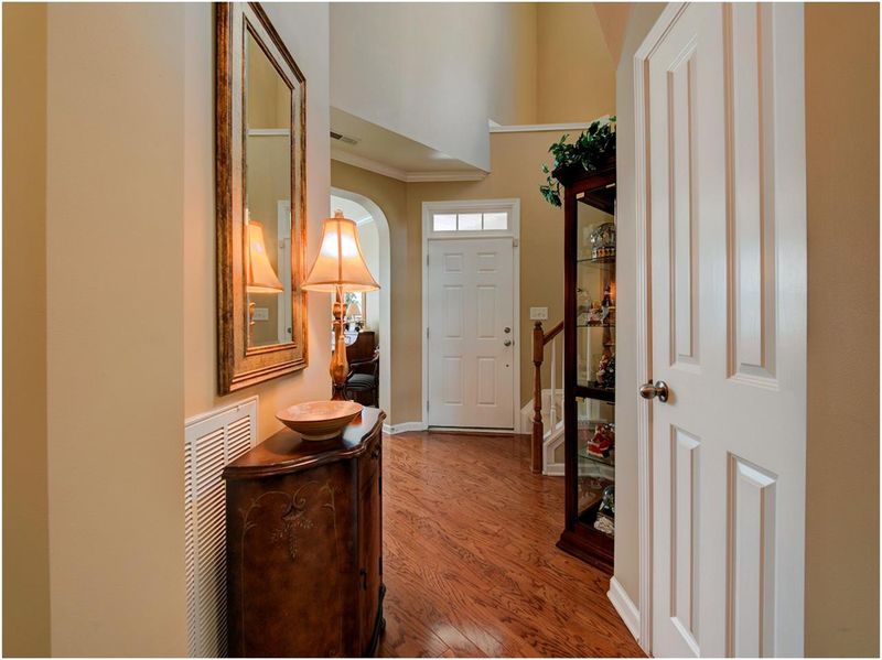 9720 Renfield Dr, Raleigh, NC 27617
