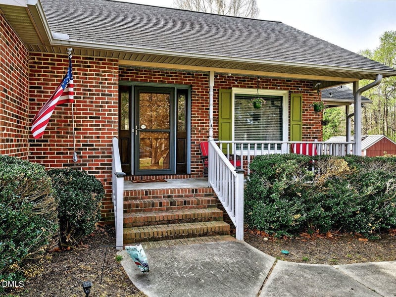 9721 Weathering Ct, Zebulon, NC 27597
