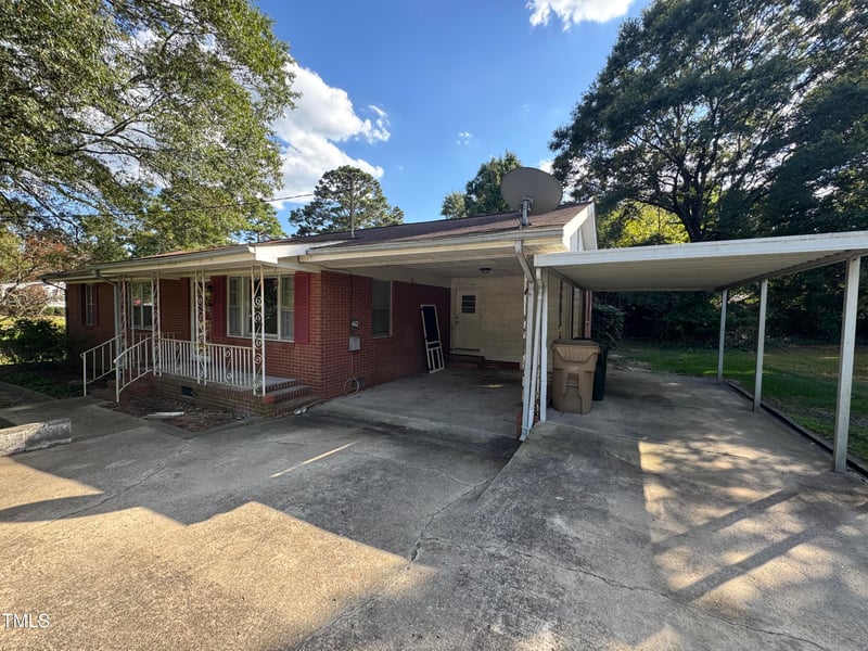 9729 Clayton Blvd, Clayton, NC 27520