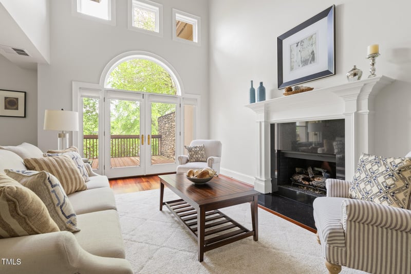 97302 Dobbs , Chapel Hill, NC 27517