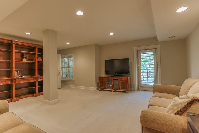 97304 Dobbs, Chapel Hill, NC 27517
