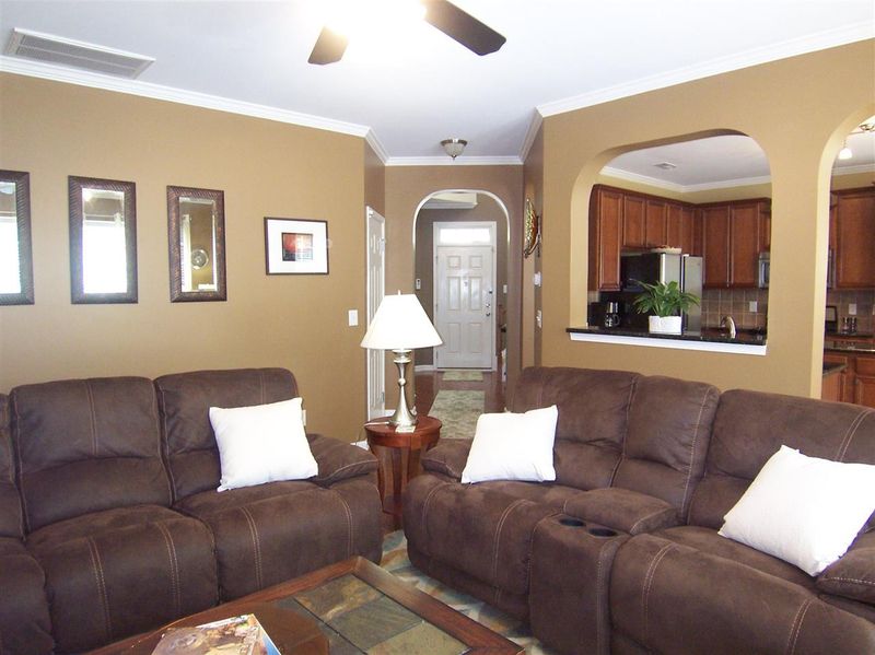 9732 Renfield Dr, Raleigh, NC 27613