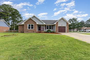 974 Eastman Rd, Fayetteville, NC 28314