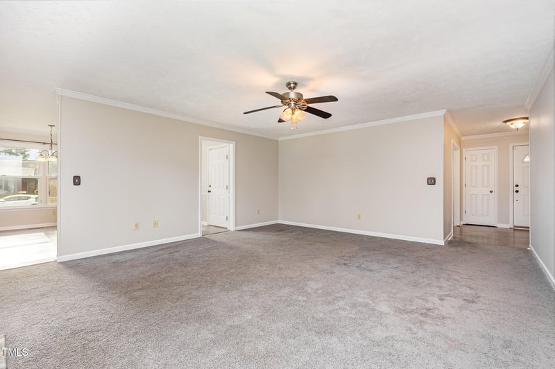 974 Eastman Rd, Fayetteville, NC 28314