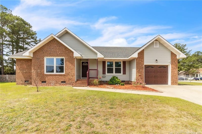 974 Eastman Rd, Fayetteville, NC 28314