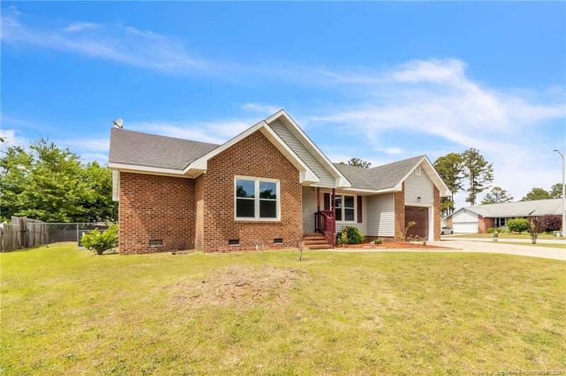 974 Eastman Rd, Fayetteville, NC 28314