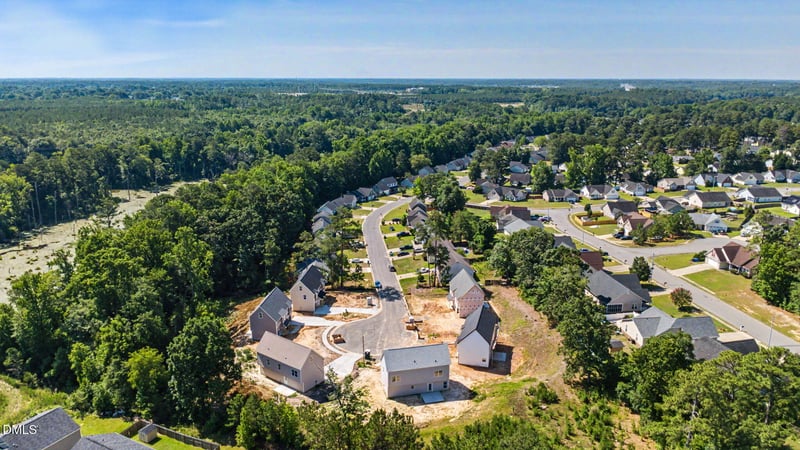 9748 Gooden Dr, Fayetteville, NC 28314