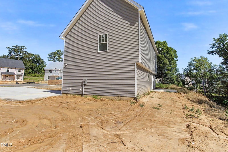 9748 Gooden Dr, Fayetteville, NC 28314