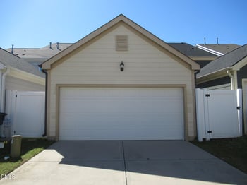 975 Branch Line Ln, Apex, NC 27502