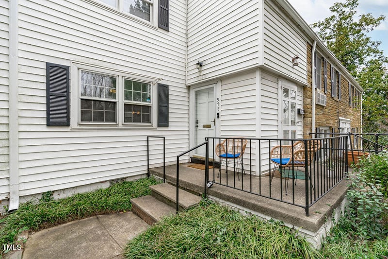 975 St Marys St, Raleigh, NC 27605