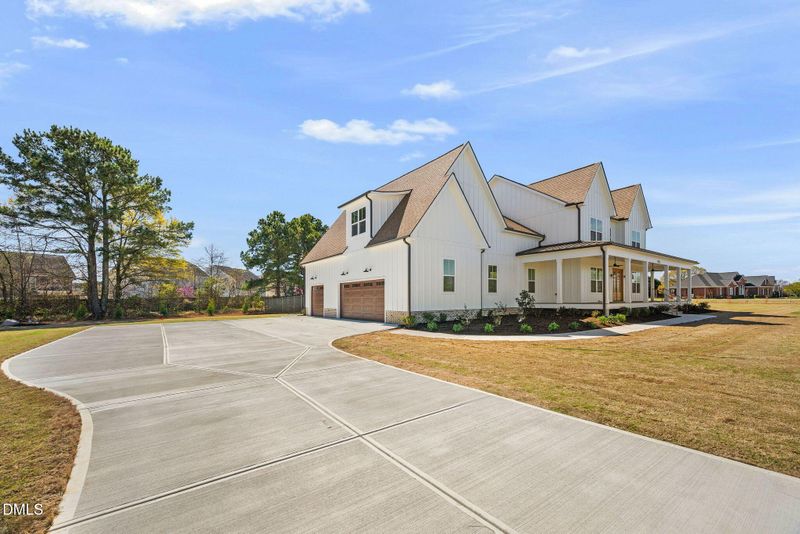 975 Wilbon Rd, Holly Springs, NC 27540
